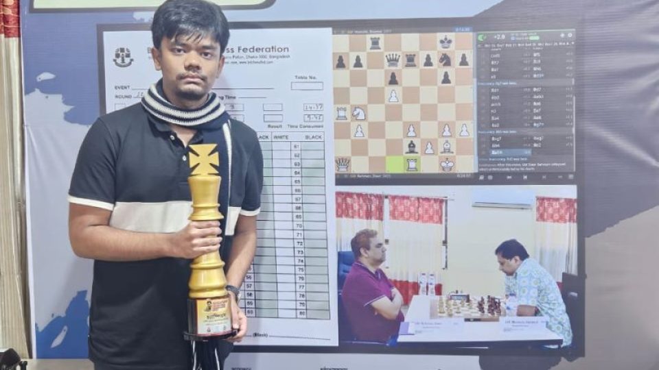 আন্তর্জাতিক মাস্টার নর্ম অর্জন করলেন তাজওয়ার