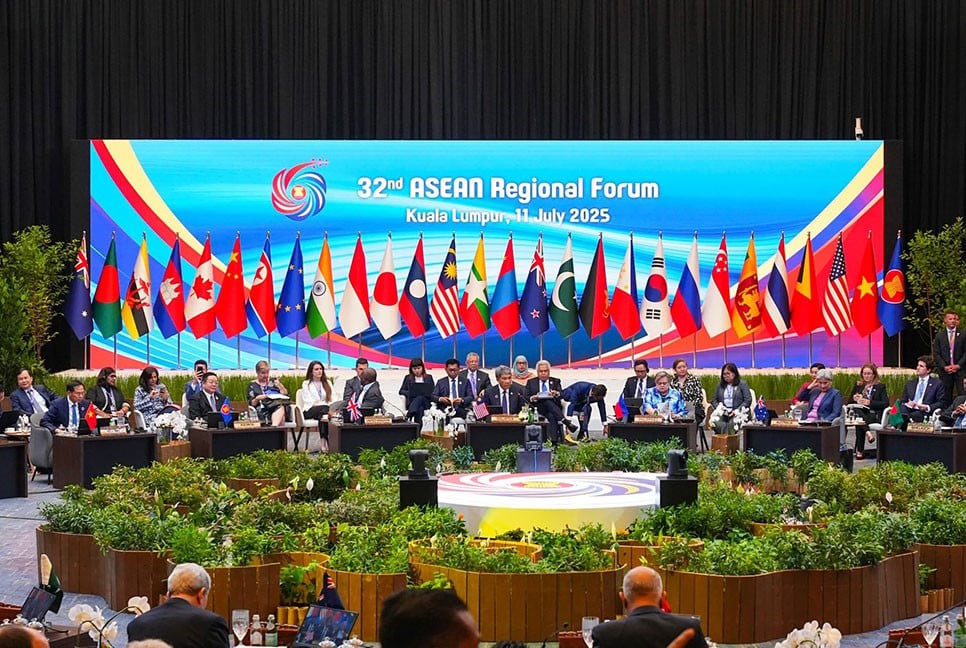 জঙ্গিবাদ সন্দেহে বাংলাদেশিদের তদন্তে মালয়েশিয়ার সঙ্গে একসঙ্গে কাজ করবে ঢাকা