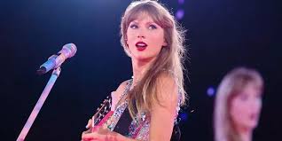 অ্যালবামের স্বত্ব ফিরে পেলেন টেইলর সুইফট