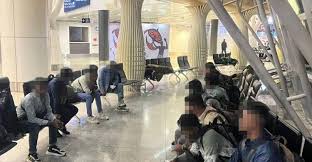 পর্যটন ভিসায় অবৈধ প্রবেশের চেষ্টা, কুয়ালালামপুর বিমানবন্দরে ৯৫ বাংলাদেশি আটক