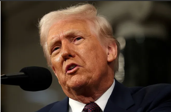 হামাসকে ট্রাম্পের হুঁশিয়ারি: বন্দিদের মুক্তি দাও, নইলে ভয়ংকর পরিণতি