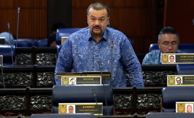 মালয়েশিয়ায় বিদেশি কর্মীদের জন্য বাধ্যতামূলক হলো ইপিএফ, বাড়বে বেতন