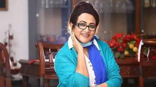 জহির রায়হানকে একুশে পদক উৎসর্গ করলেন ববিতা