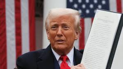 অভিবাসীর সরকারি সহায়তা; ট্রাম্পের তালিকায় বাংলাদেশ–পাকিস্তান, বাদ ভারত